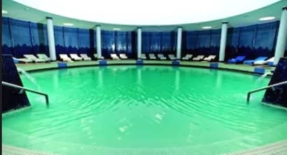 Hotel มัวเลย์ยาคูบ ภายนอก รูปภาพ